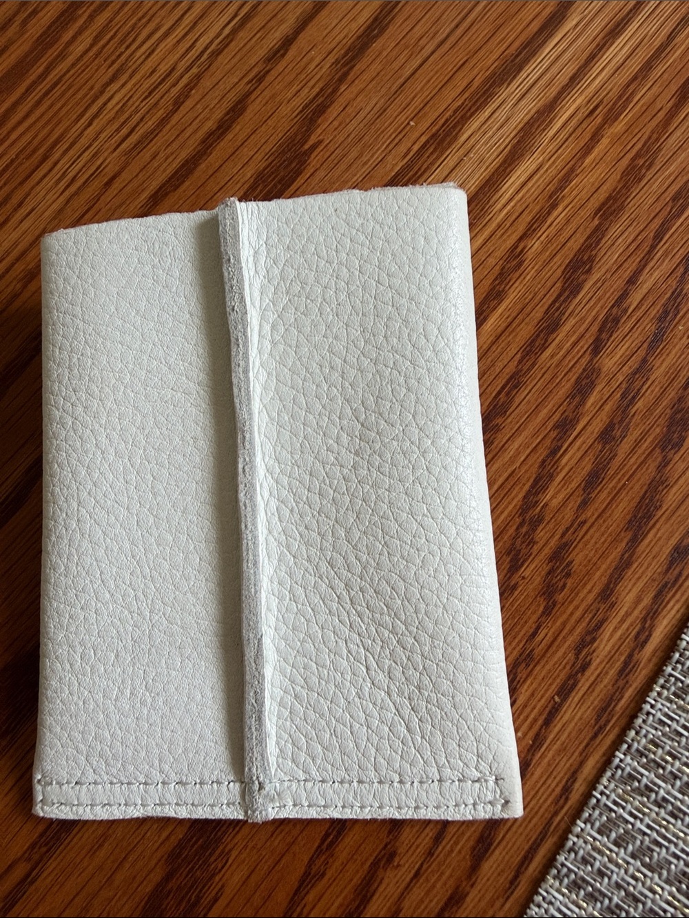 latico White Pebbled Leather Snap Pouch - Picture 5 of 5